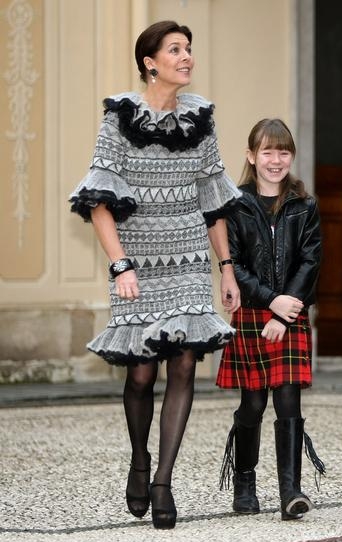 Caroline di Monaco con la figlia Alexandra di Hannover Caroline di Monaco con la figlia Alexandra di Hannover