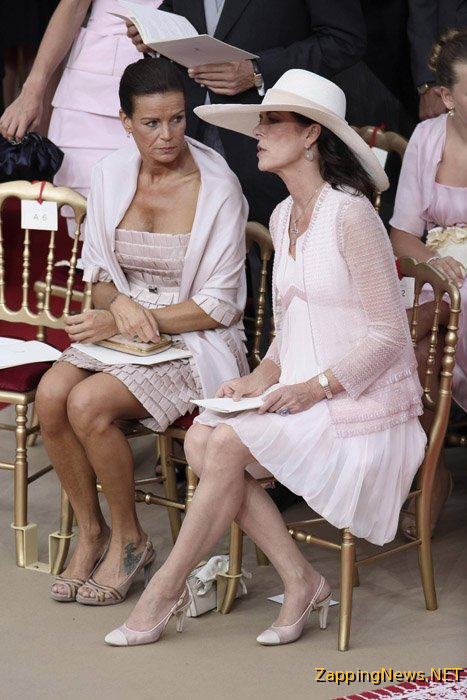 Caroline e Stephanie di Monaco a nozze religiose ALberto - Foto da zappingnews.net