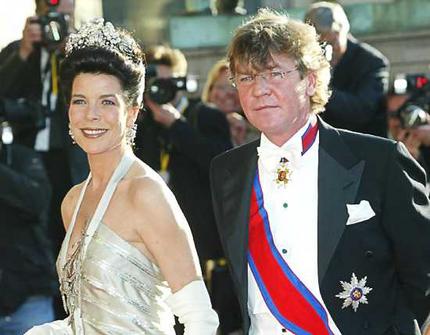 Caroline di Monaco e Ernst di Hannover da smh.com.au Caroline di Monaco e Ernst di Hannover da smh.com.au
