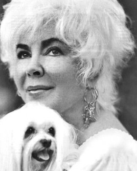 Liz Taylor con cane maltese