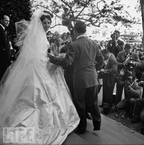 Liz Taylor nozze con Nicky Hilton da Life