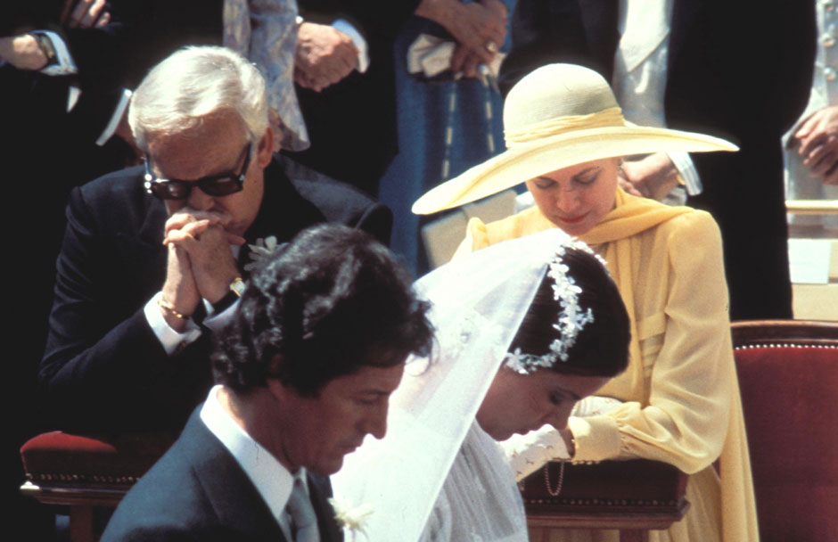 Nozze religiose Caroline di Monaco e Philippe Junot 1978 da royalweddings.hellomagazine.com Nozze religiose Caroline di Monaco e Philippe Junot 1978 da royalweddings.hellomagazine.com