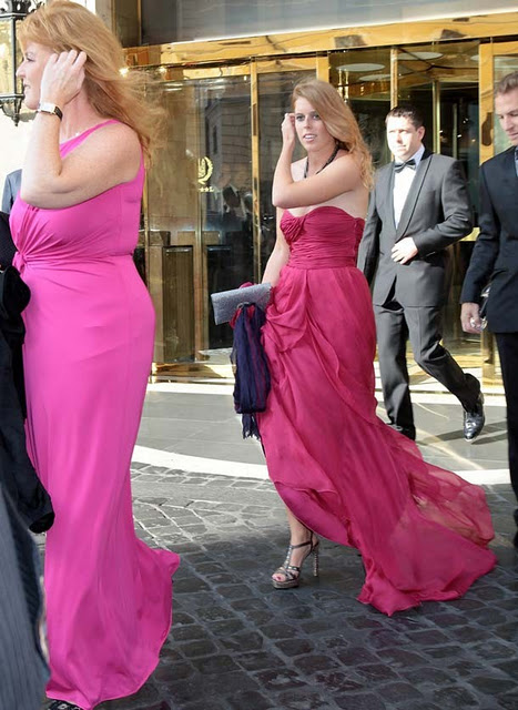 Sarah Ferguson con figlie al matrimonio di Petra Ecclestone