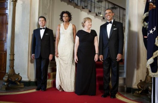 Barack e Michelle Obama ricevono Angela Merkel alla Casa Bianca Barack e Michelle Obama ricevono Angela Merkel alla Casa Bianca