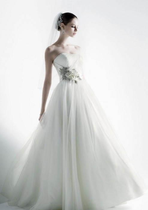 Abito da sposa Oleg Cassini per David'd Bridal