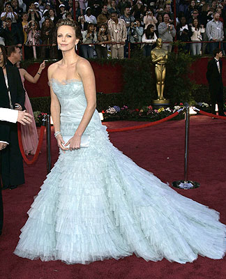 Charlize Theron agli Oscar 2005 Charlize Theron agli Oscar 2005