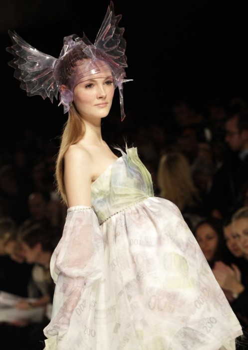 Monti Dress by Gattinoni - Foto AP Riccardo De Luca