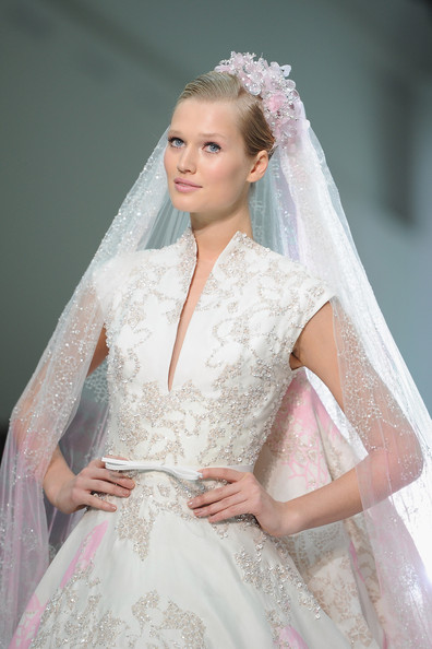 Elie Saab Haute Couture Spring Summer 2012 - Foto by Pascal Le Segretain/Getty Images Europe