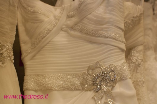 Devora, collezione Fashion, abito da sposa Pronovias 2013