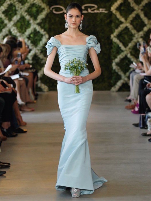 abuto da spos azzurro Oscar de la Renta Spring 2013 - Foto Oscar de la Renta