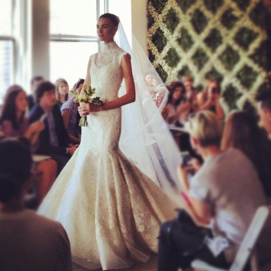 abito da sposa Spring 2013 Oscar de la Renta