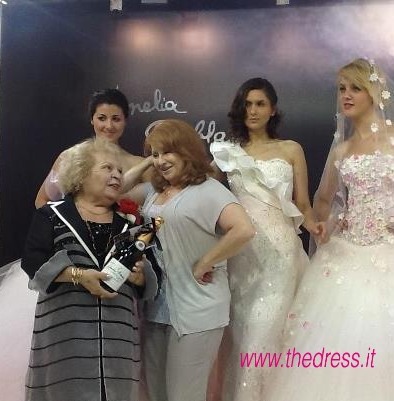 Amelia Casablanca with Renée Strauss at Sì Sposaitalia 2012 - picture by The Dress