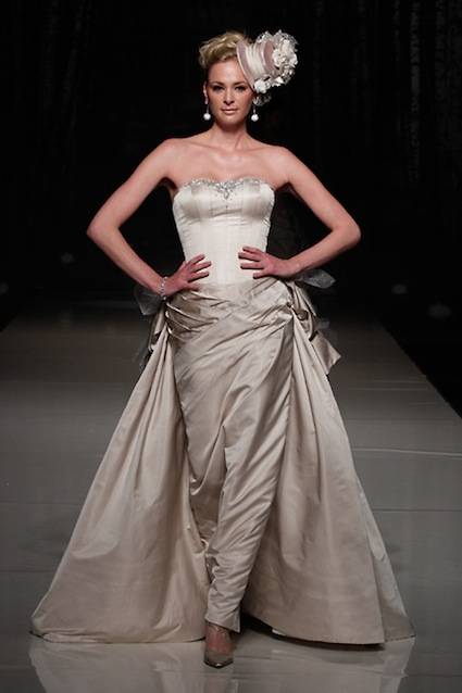 abito da sposa Bloemfontein Supernova Ian Stuart 2013 Collection Photo White Gallery