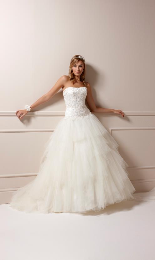 Victoria, So Sassi by Sassi Holford