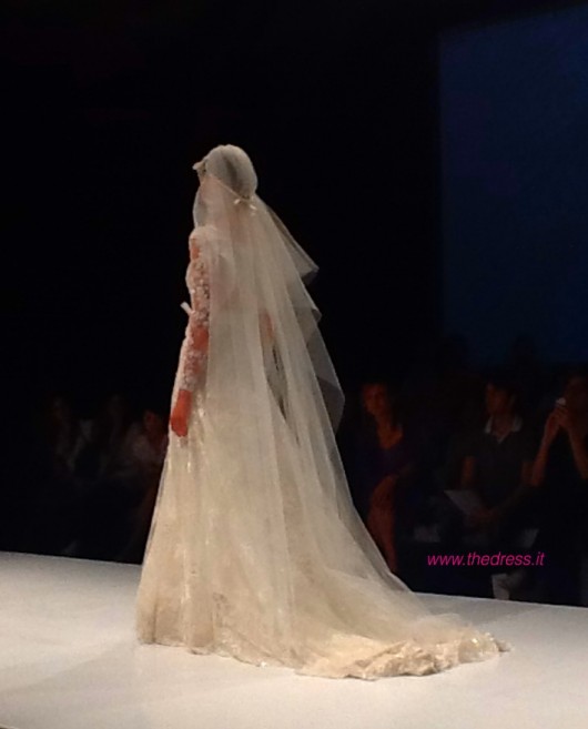 Lusan Mandongus Spring 2014 foto theedress.it