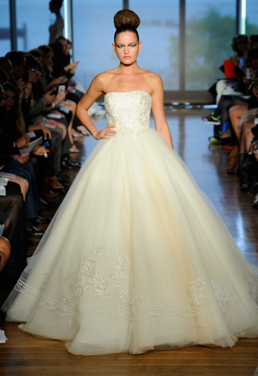 abito da sposa Halle Ines di Santo Fall 2014