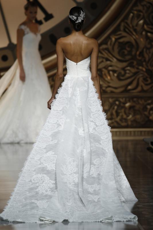 Atelier Pronovias 2016