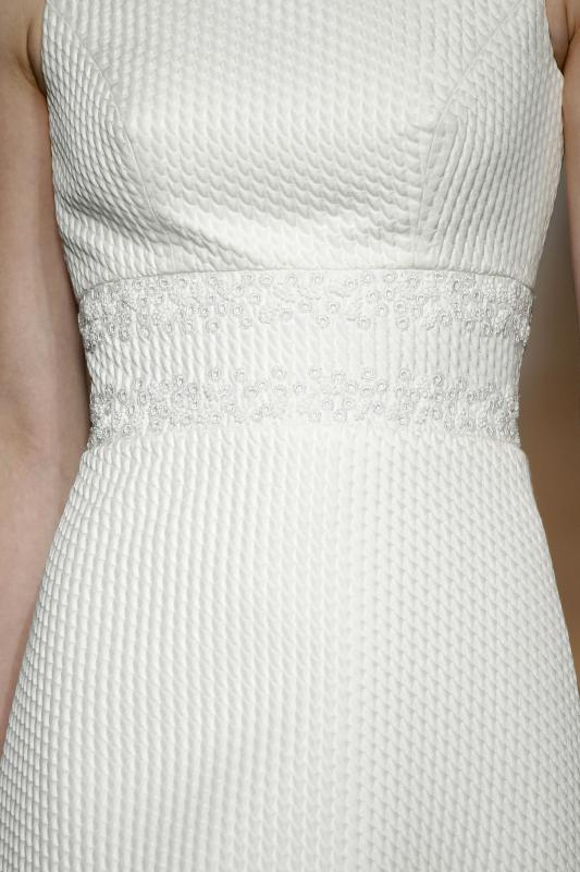 Atelier Pronovias 2016 Vespera Atelier Pronovias 2016 Vespera da 2.650 euro