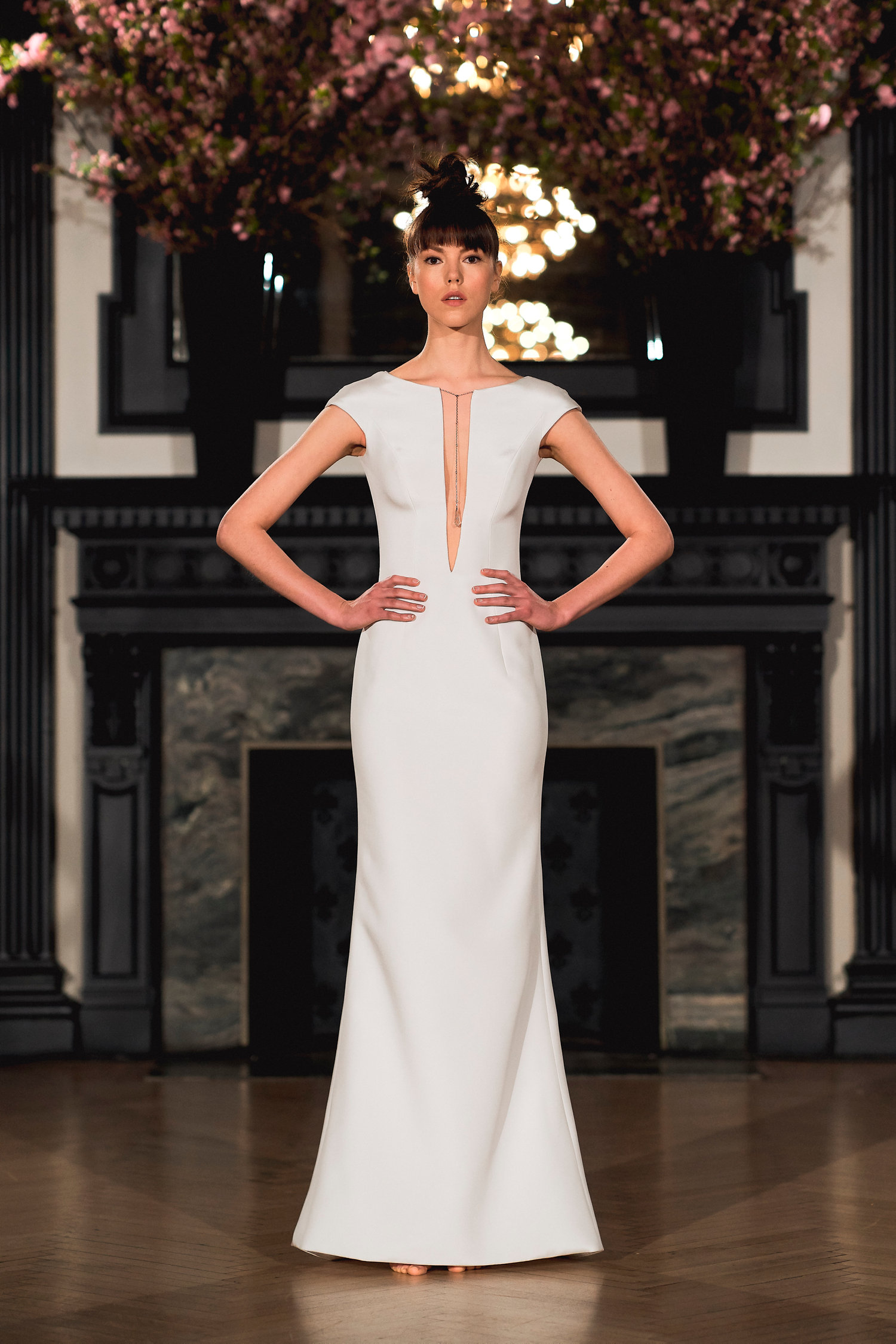 ines-di-santo-sposa-spring-2019-008-emma