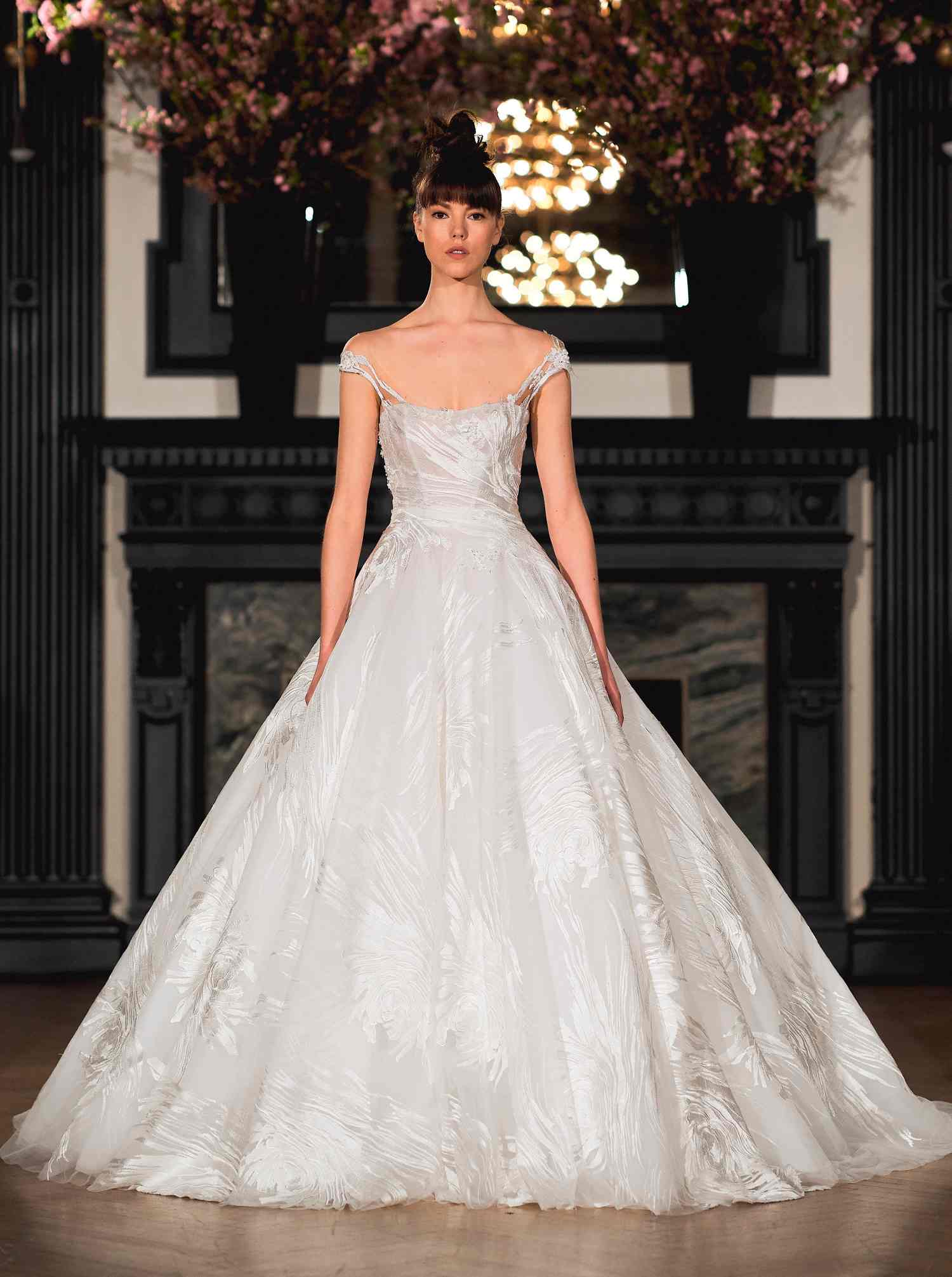 ines-di-santo-sposa-spring-2019-012-peyton