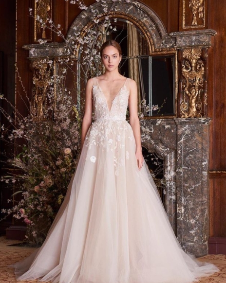monique-lhuillier-sposa-spring-2019 monique-lhuillier-sposa-spring-2019