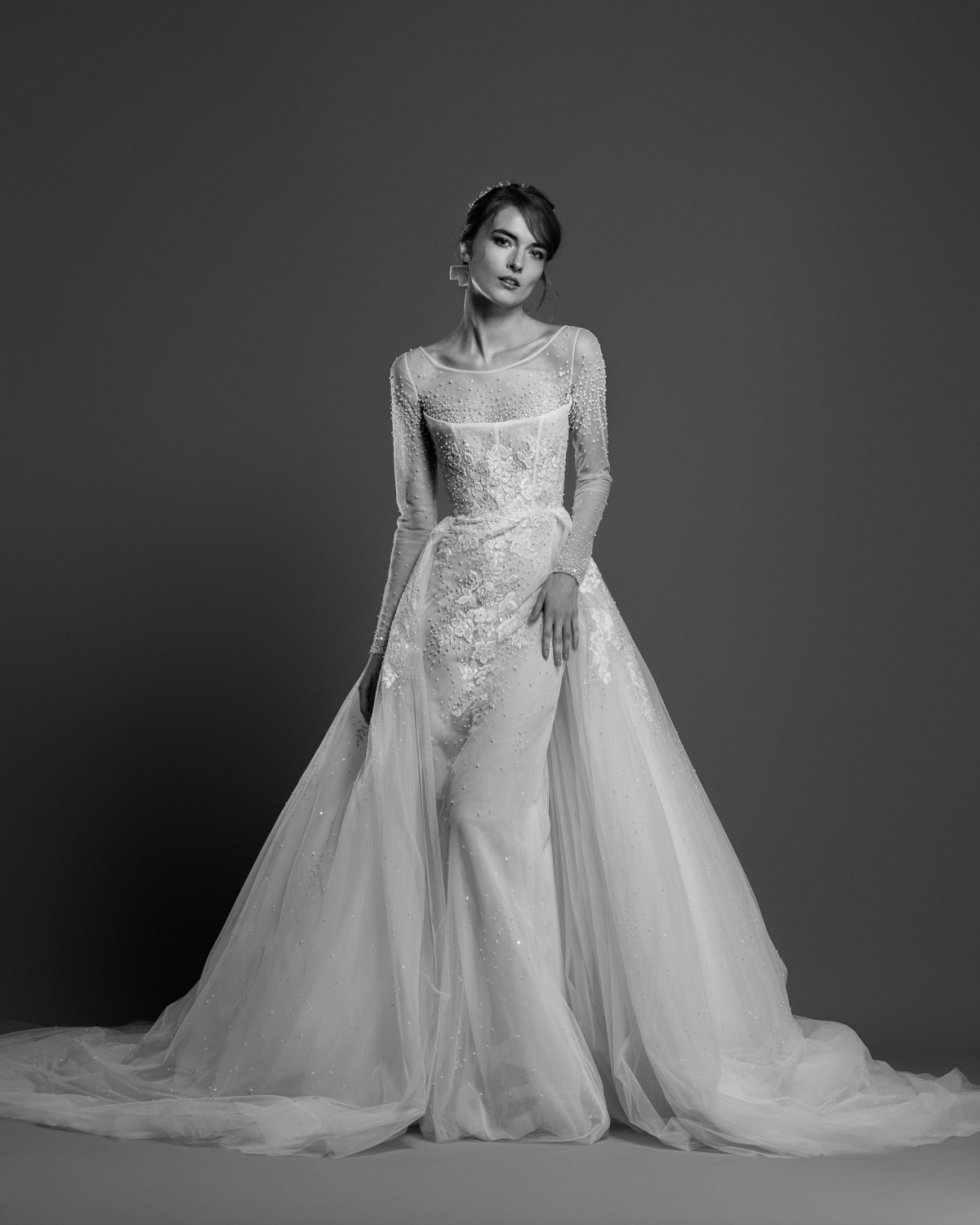 abito da sposa georges-hobeika-spring 2019 velato e ricamato
