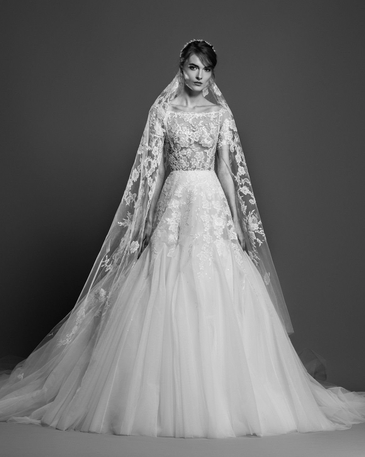 abito da sposa georges-hobeika-spring 2019 con velo ricamato