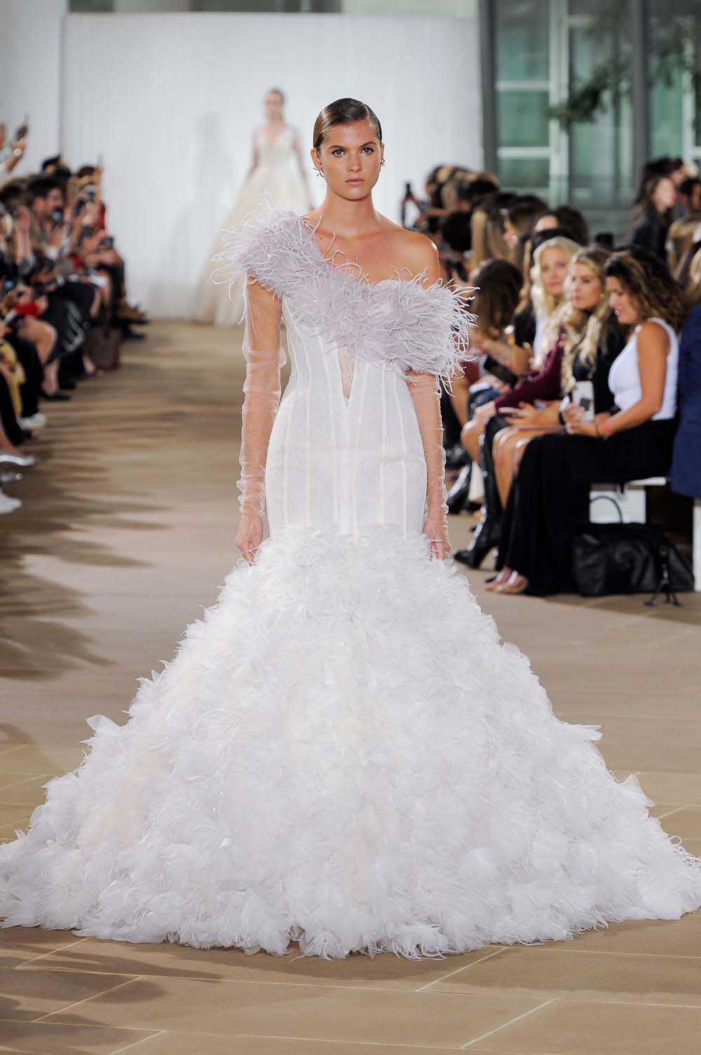 abito da sposa a sirena ines-di-santo-fall-2019