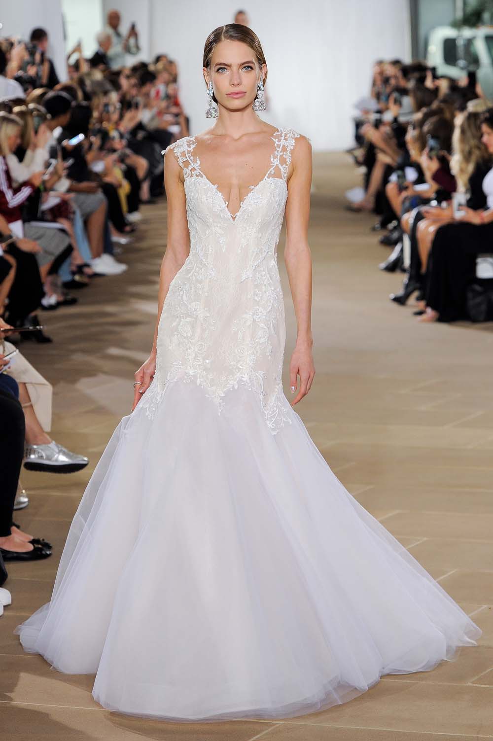 abito da sposa ines-di-santo-fall-2019