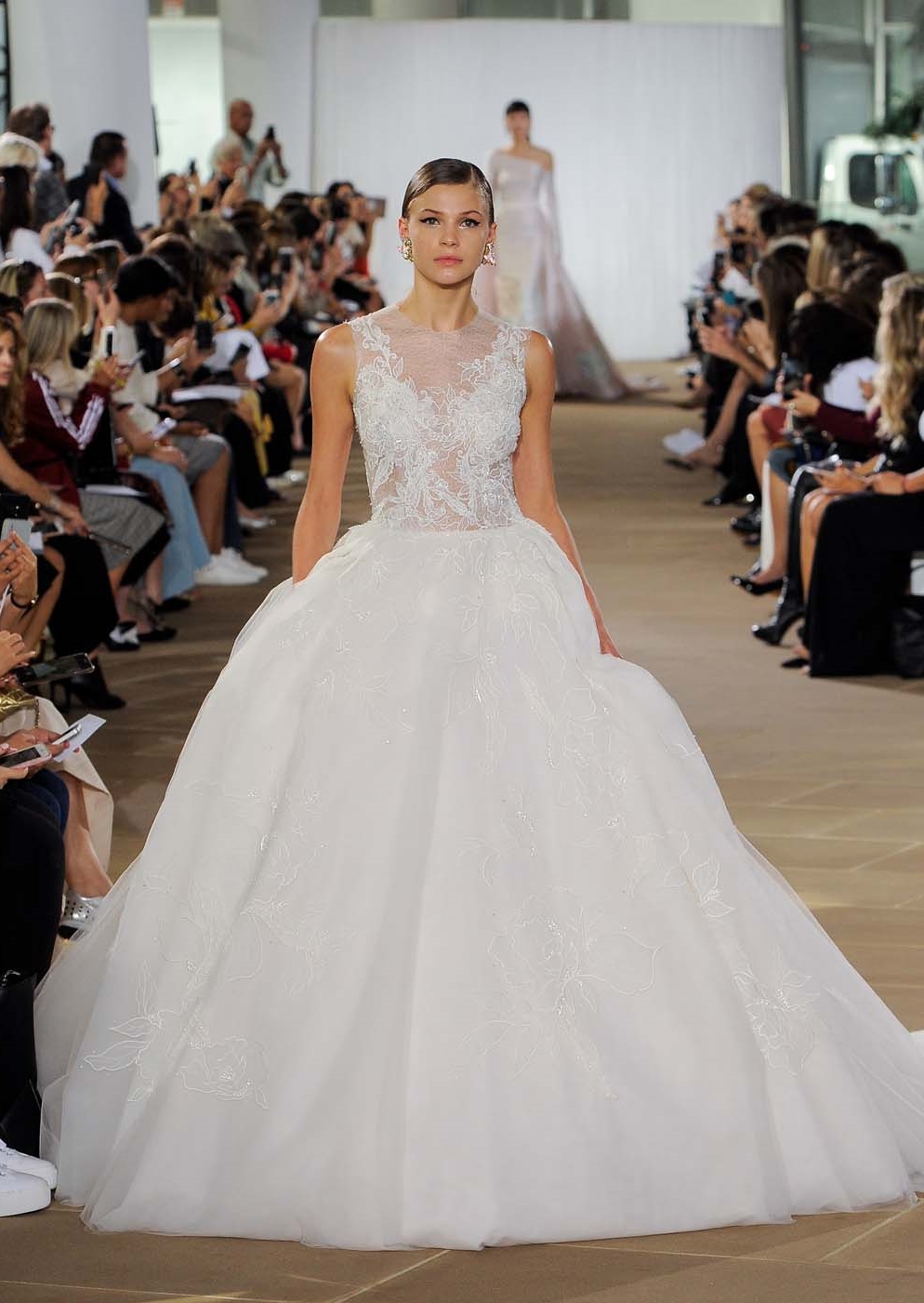 abito da sposa ines-di-santo-fall-2019 da principessa