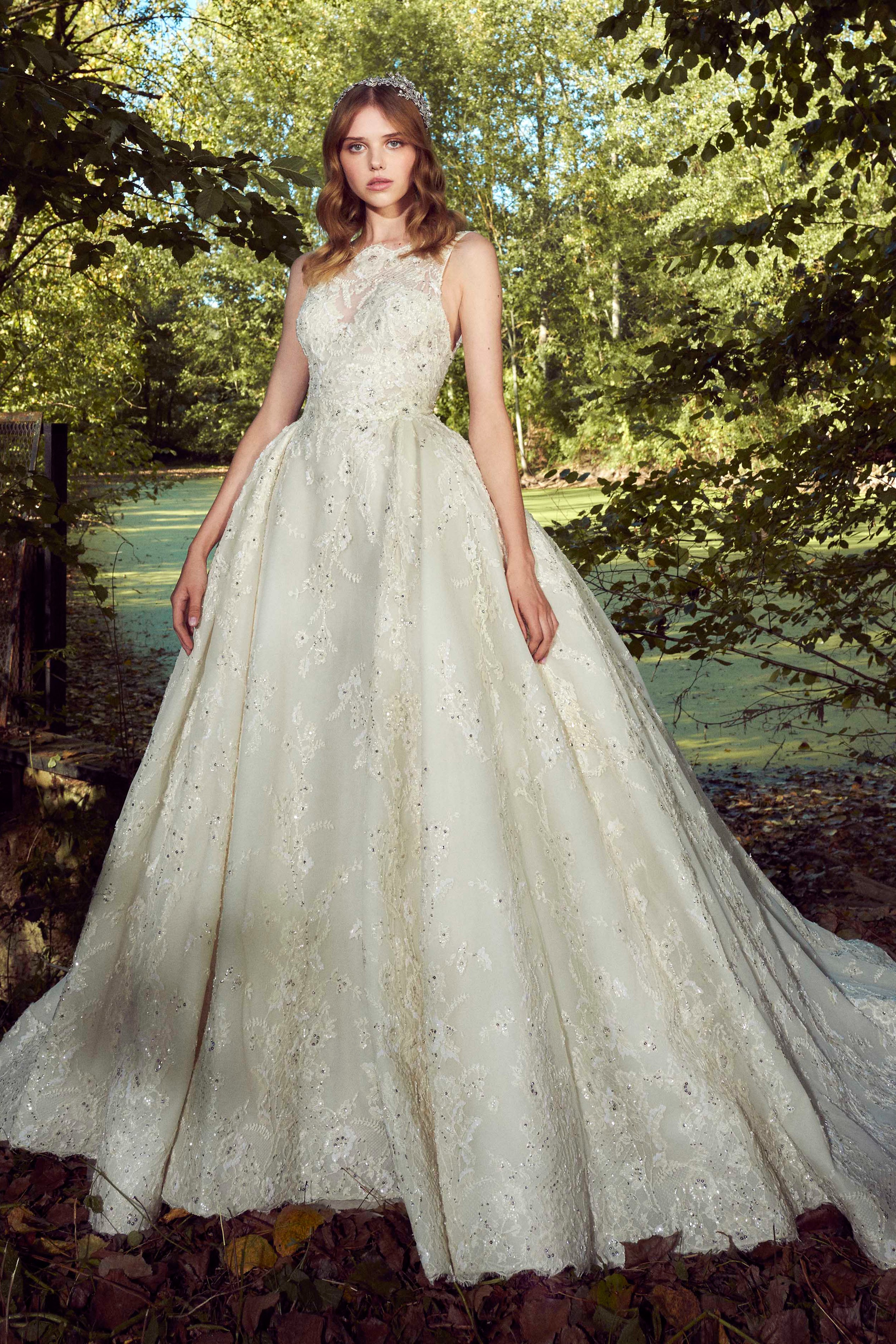 abito da sposa ricamato zuhair-murad-fall-2019