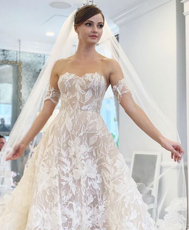 abito da sposa da principessa Romona Keveza Fall 2019