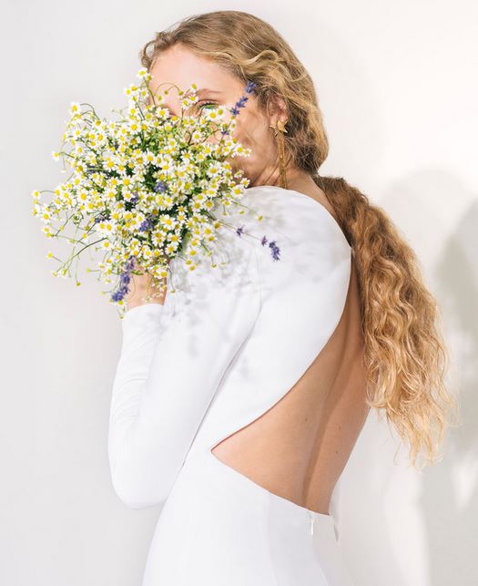 stella-mccartney-abito-da-sposa-schiena-aperta