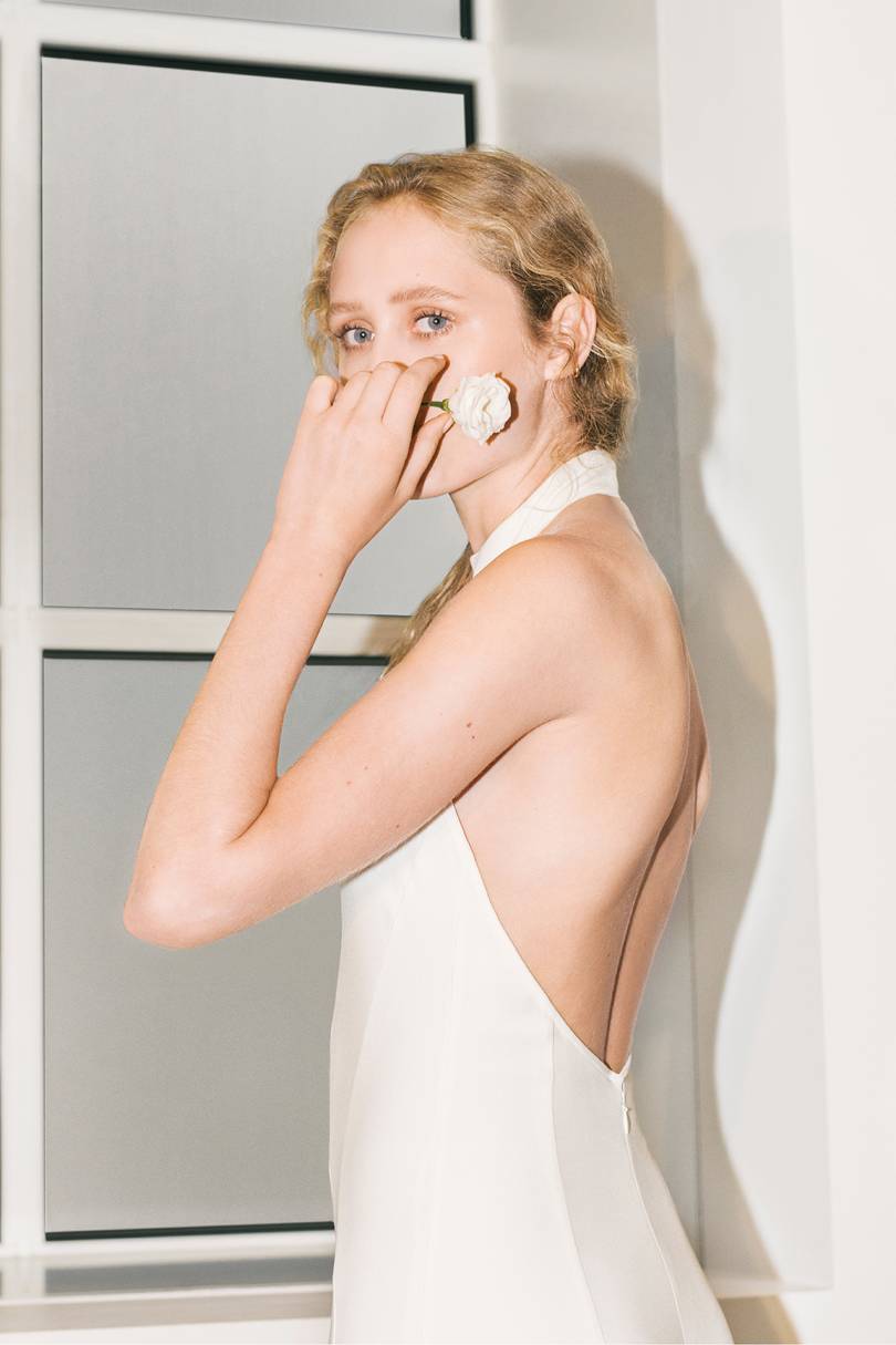 stella-mccartney-abito-da-sposa-schiena-aperta