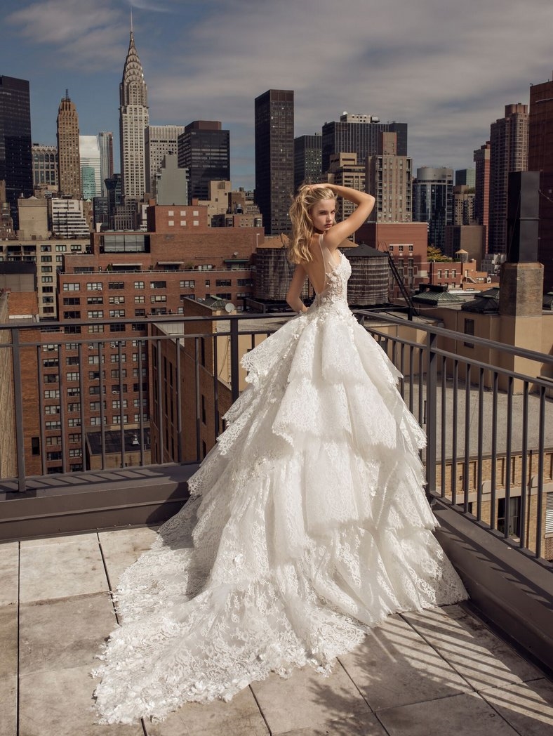 abito da sposa pnina-tornai-in pizzo Dream collection