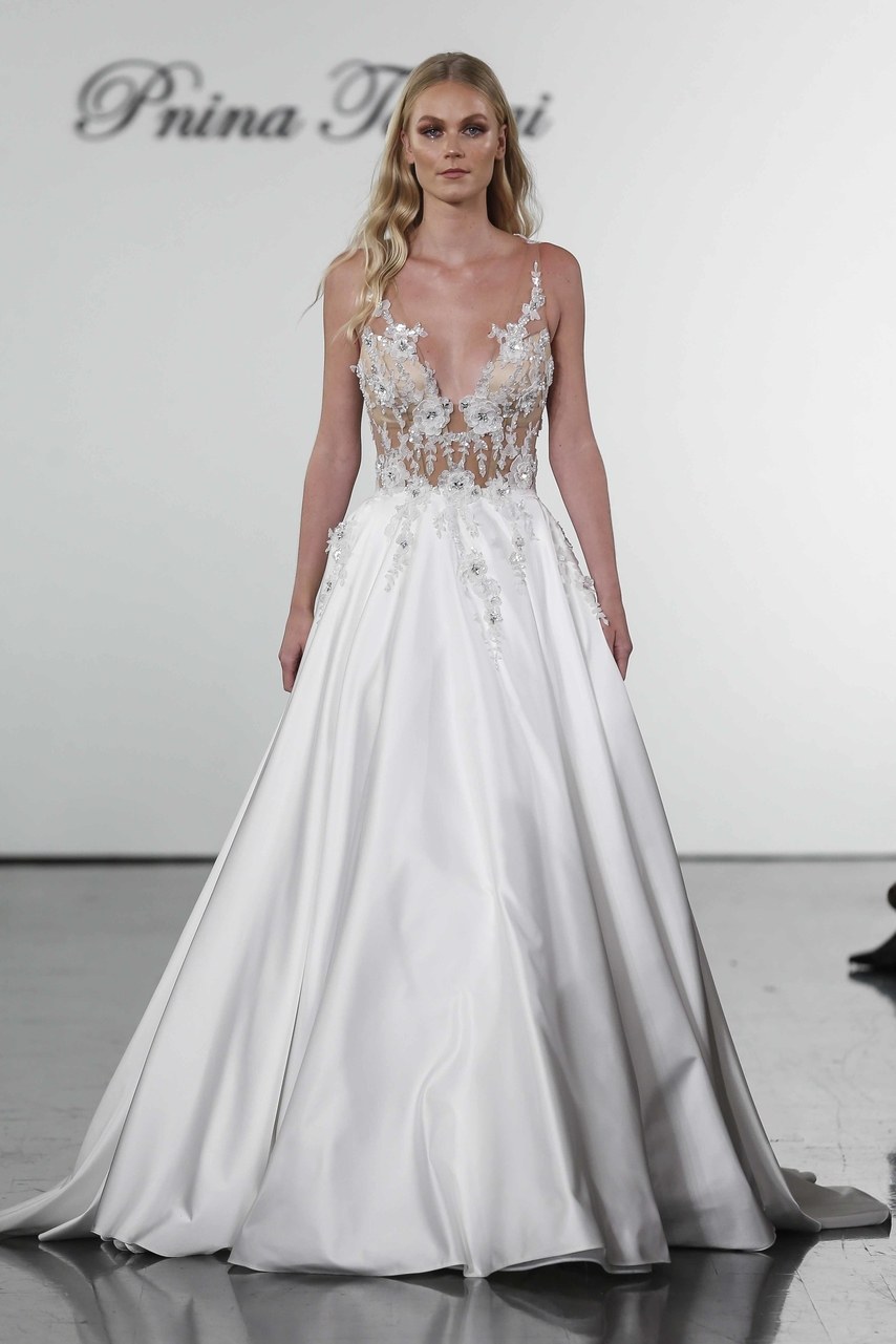 abito da sposa Pnina Tornai Dream collection in satin e ricami
