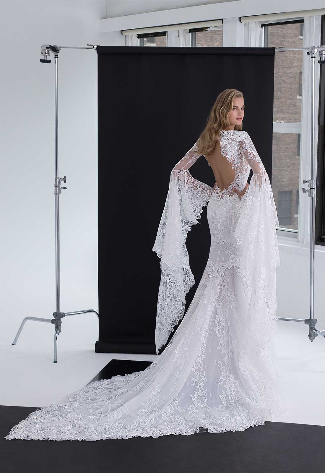 abito da sposa pnina-tornai tulle e pizzo prezzo 10.100 dollari 