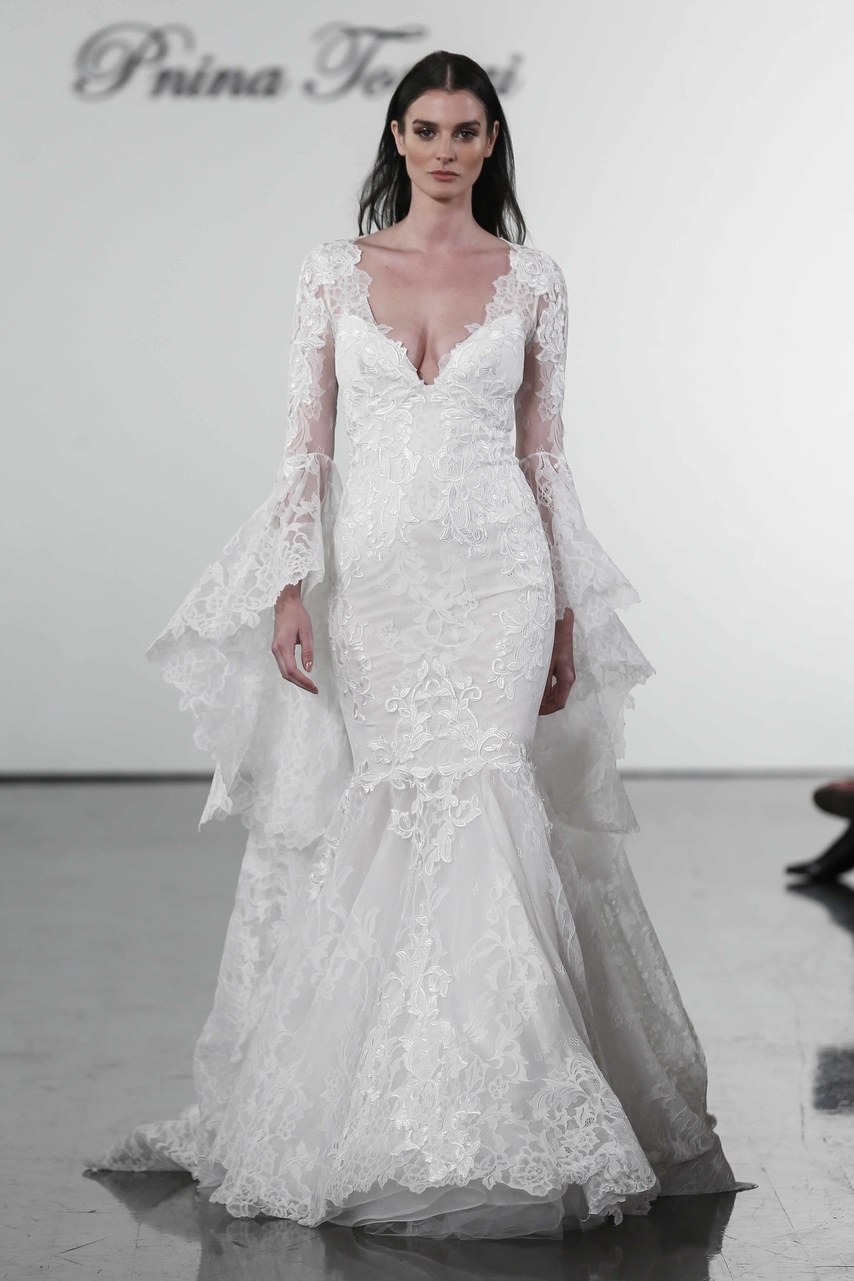 abito da sposa pnina-tornai tulle e pizzo prezzo 10.100 dollari 
