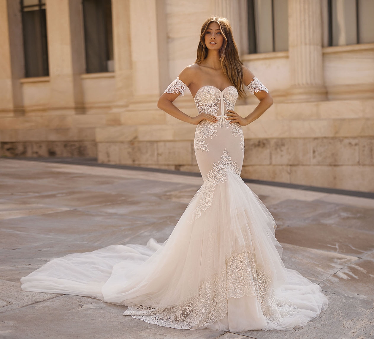 Abito da sposa Berta Athens Collection 