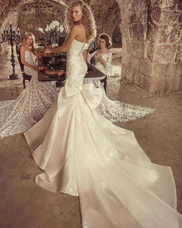 abiti da sposa Pnina Tornai One a prezzi accessibili abiti da sposa Pnina Tornai One a prezzi accessibili