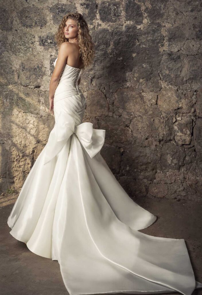 abiti da sposa Pnina Tornai One a prezzi accessibili abiti da sposa Pnina Tornai One a prezzi accessibili