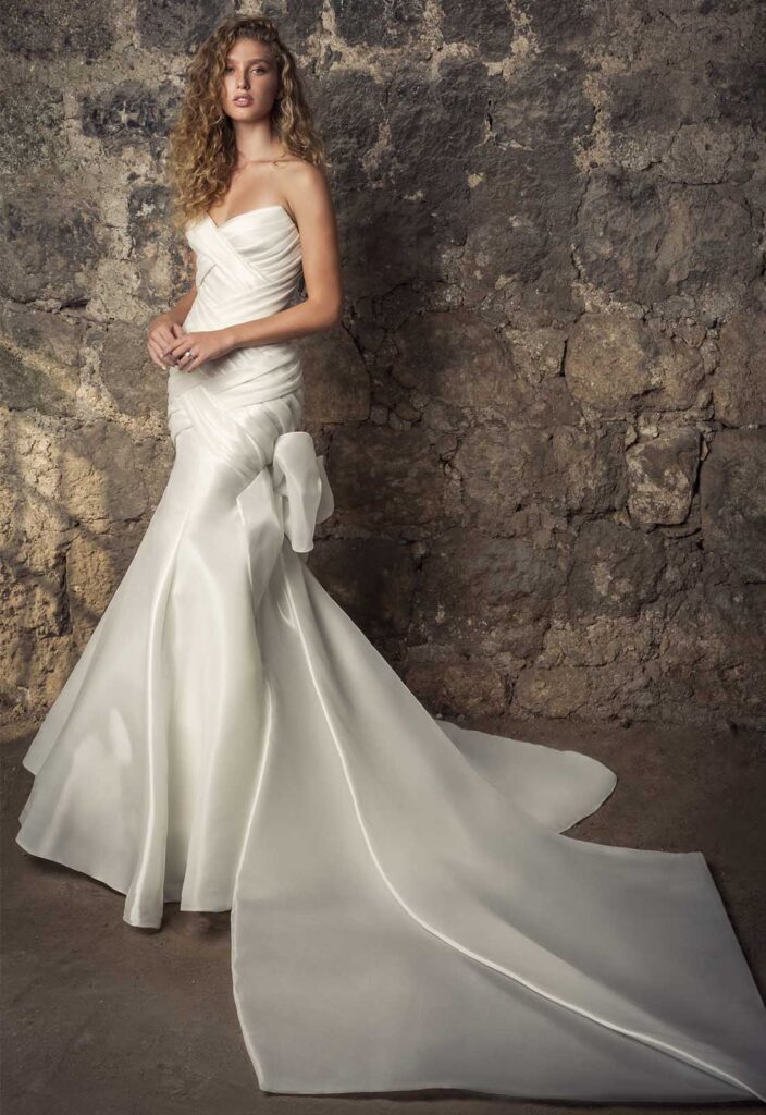 abiti da sposa Pnina Tornai One a prezzi accessibili abiti da sposa Pnina Tornai One a prezzi accessibili