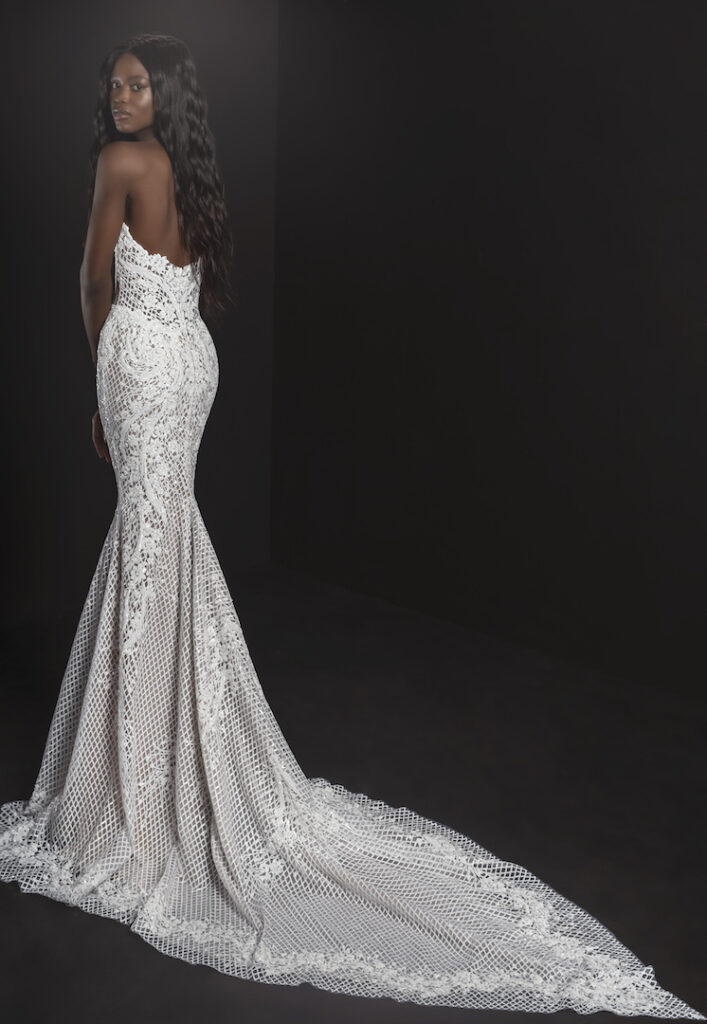abiti da sposa Pnina Tornai One a prezzi accessibili abiti da sposa Pnina Tornai One a prezzi accessibili