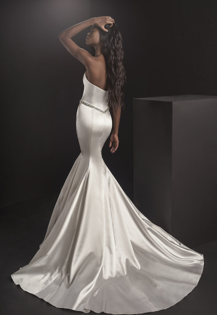 abiti da sposa Pnina Tornai One a prezzi accessibili abiti da sposa Pnina Tornai One a prezzi accessibili