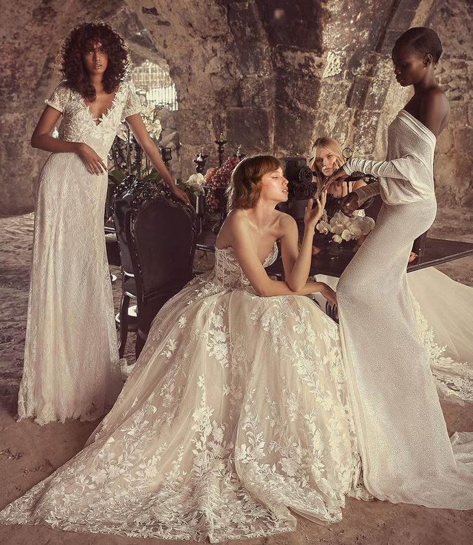 abiti da sposa Pnina Tornai Love a prezzi accessibili abiti da sposa Pnina Tornai Love a prezzi accessibili