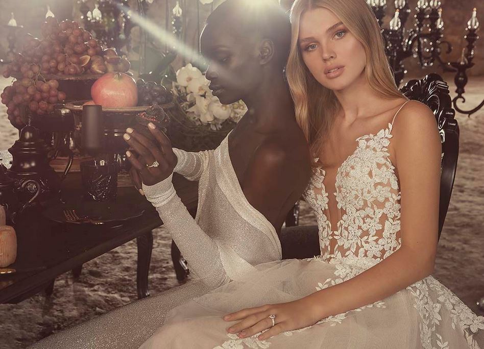abiti da sposa Pnina Tornai Love a prezzi accessibili abiti da sposa Pnina Tornai Love a prezzi accessibili