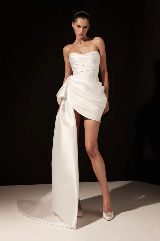 Monique Lhuillier sposa Spring 2026 - Brea