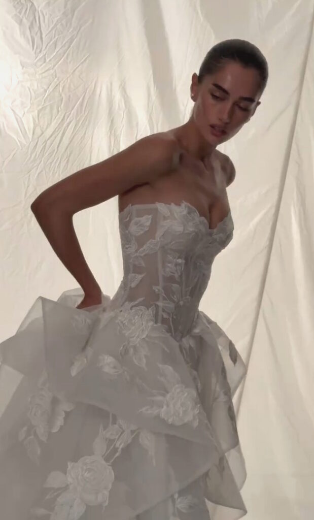 Monique Lhuillier sposa Spring 2026 - Maxfield