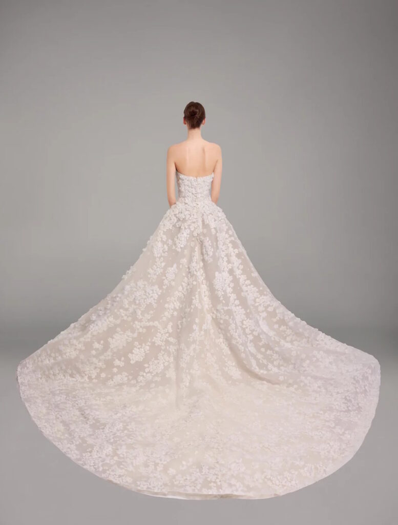 Elie Saab Sposa Spring 2026 $18,200.00