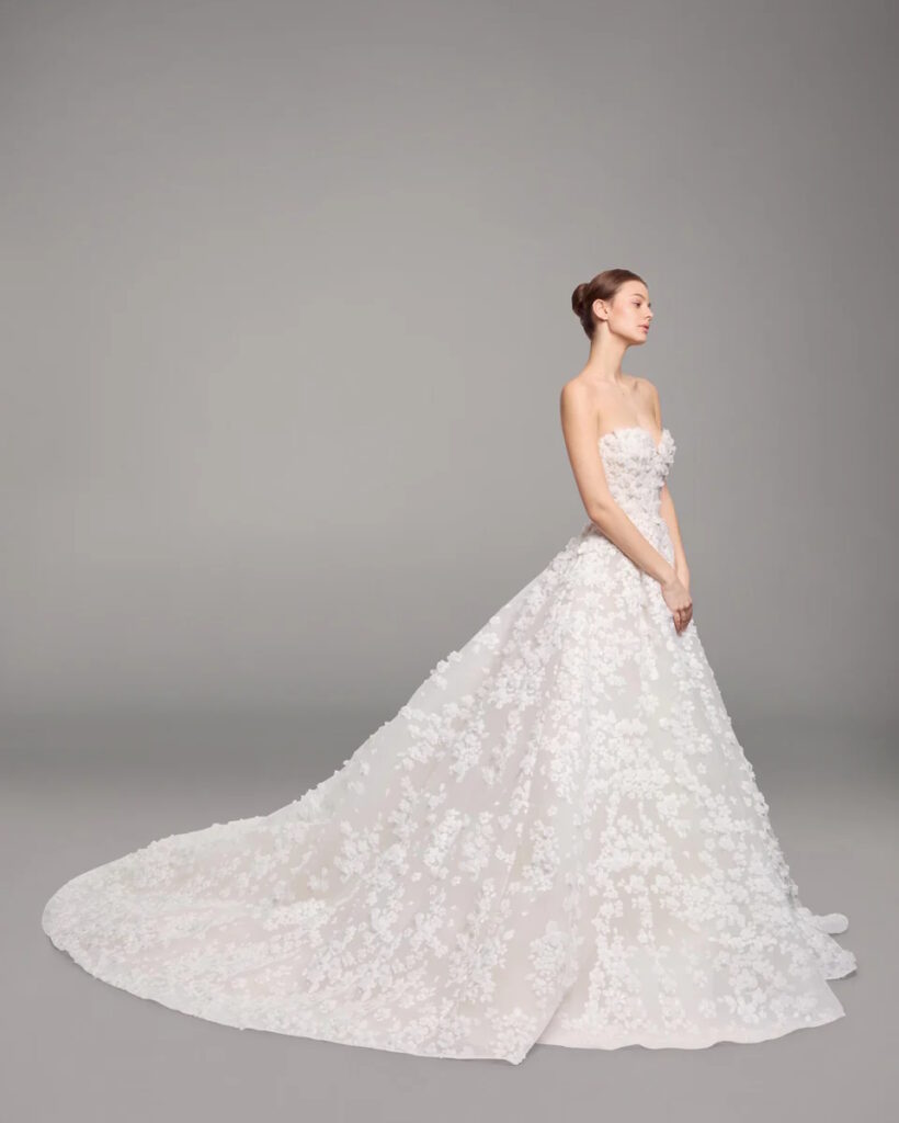 Elie Saab Sposa Spring 2026 $28,600.00